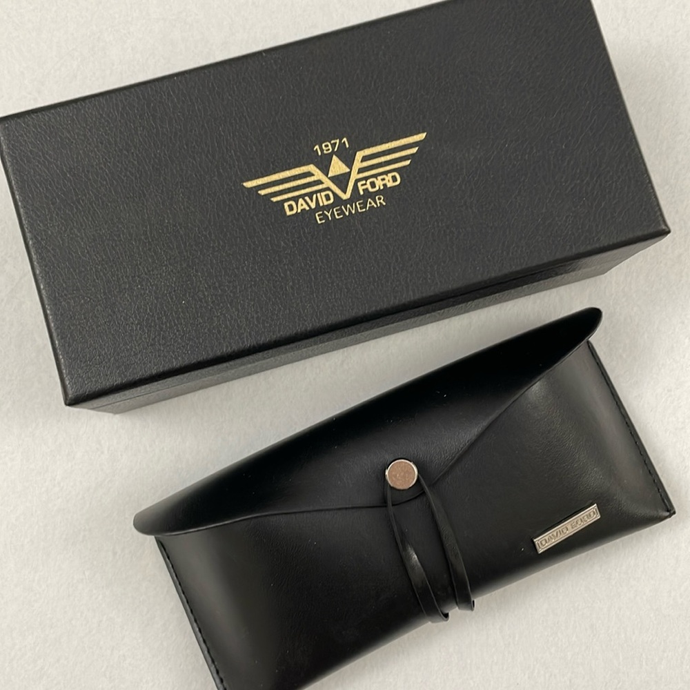 NIB David Ford eyeglass case, lens cloth, and box